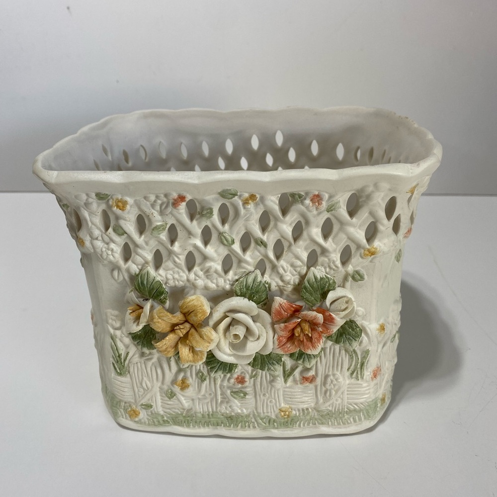 Vintage porcelain floral basket 
victorian collection 
3D raised roses